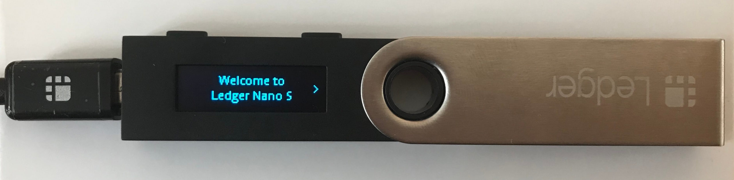 A closeup photo of nano ledger s to illustrate how to set up and use the nano ledger s
